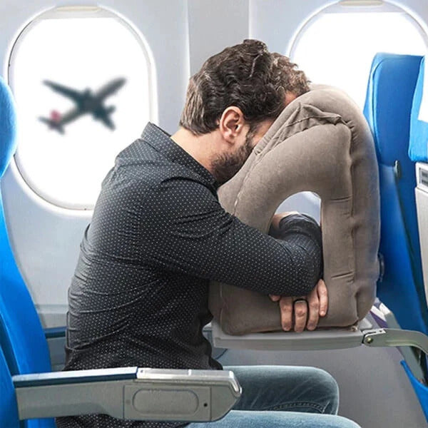 Inflatable travel pillow